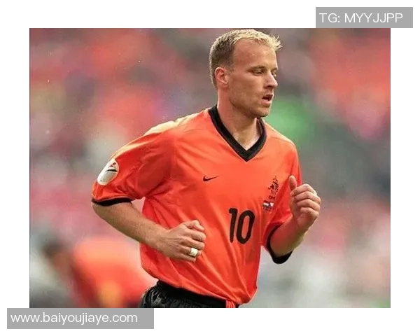 丹尼斯博格坎普的优雅足球哲学与荷兰黄金一代的艺术传承