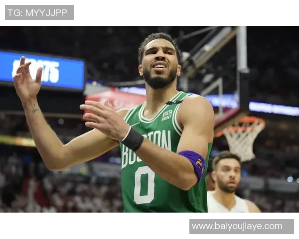 杰森塔图姆引领凯尔特人重返巅峰展现新时代领袖风范 杰森塔图姆引领凯尔特人重返巅峰展现新时代领袖风范